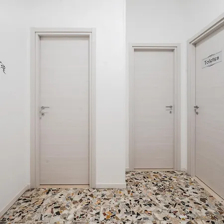 Smart Near Policlinico & Center Penzion