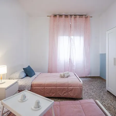Pensión Smart Near Policlinico & Center Módena