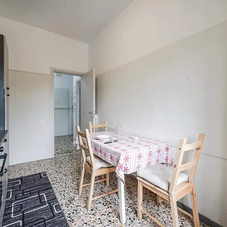 Smart Near Policlinico & Center